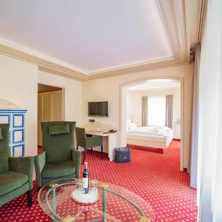 Hotel Langenwaldsee 4*